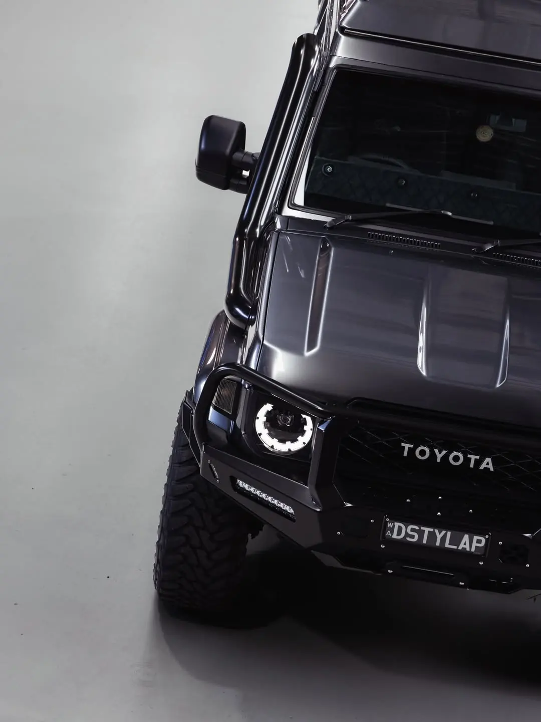 Toyota 78 Series Troopy, the grille and bonnet.