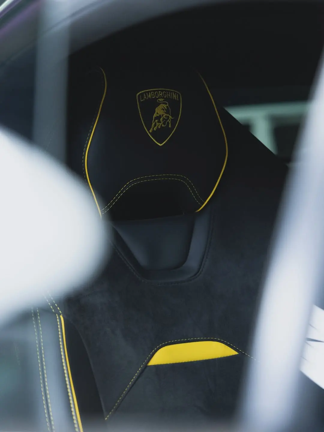 Lamborghini Huracán Tecnica, the drivers seat.