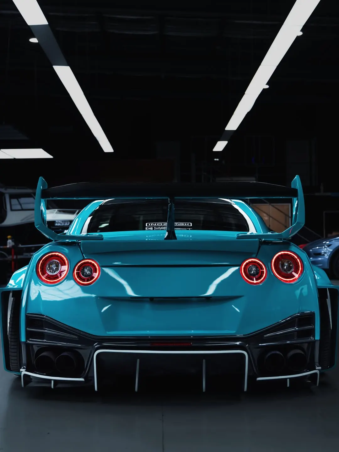 Rear of the Nissan GT-R R35 showing the carbon fibre roof