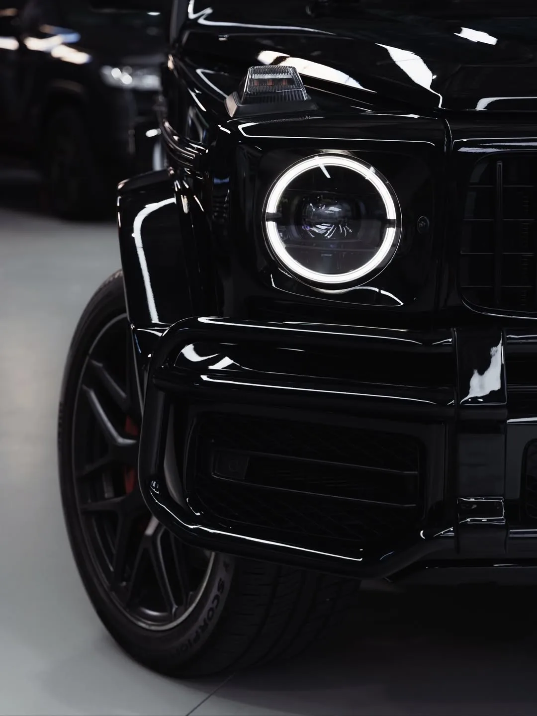 Deep ceramic-coated gloss finish