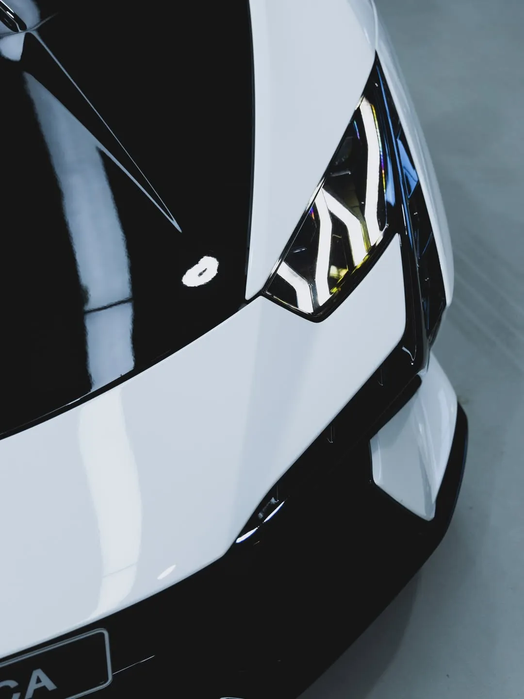 Gloss clear PPF and ceramic finish on a Lamborghini Huracan