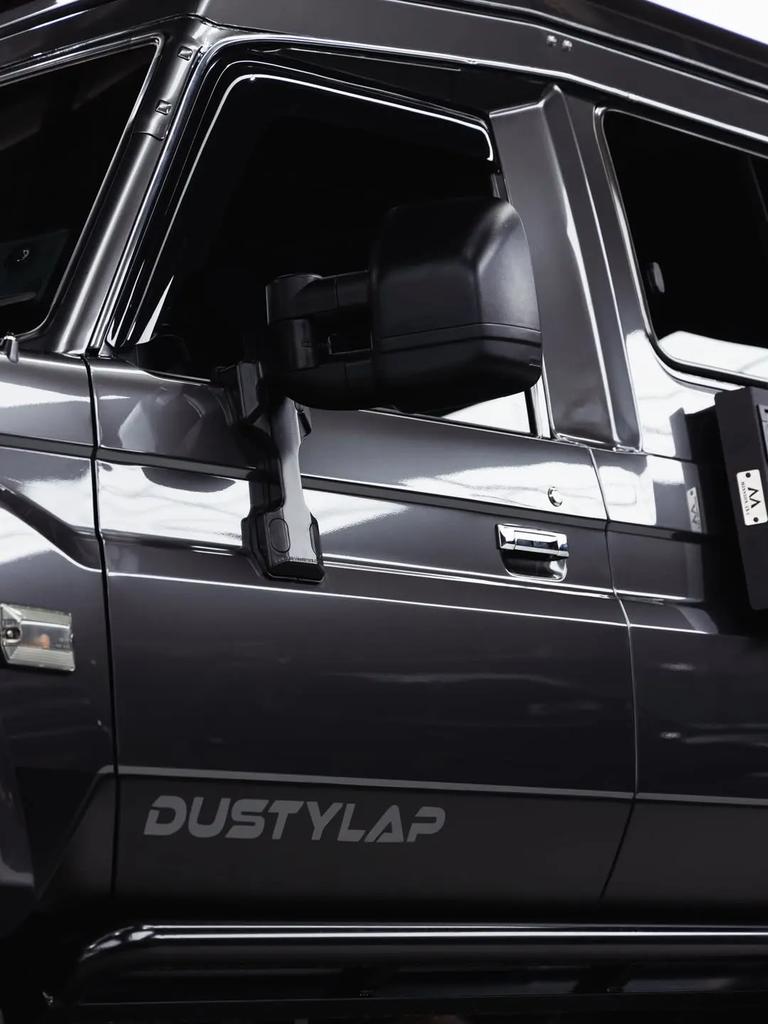 Toyota 78 Series Troopy, the decal along the door.