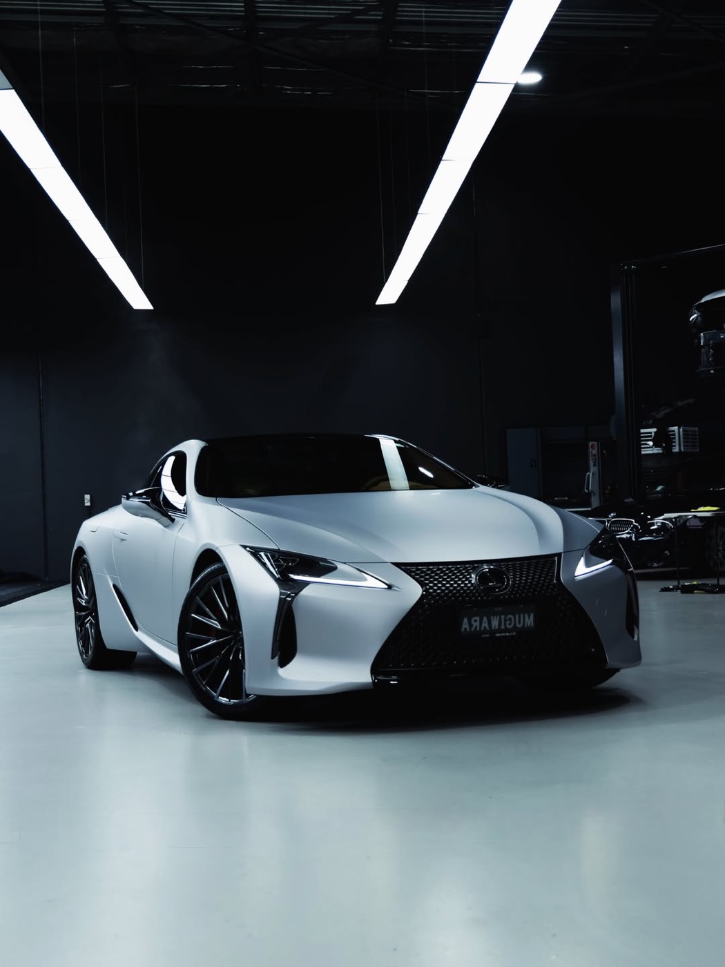 Lexus LC500 colour changed to Inozetek Satin Silver